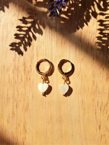 Aretes Corazón Madre Perla