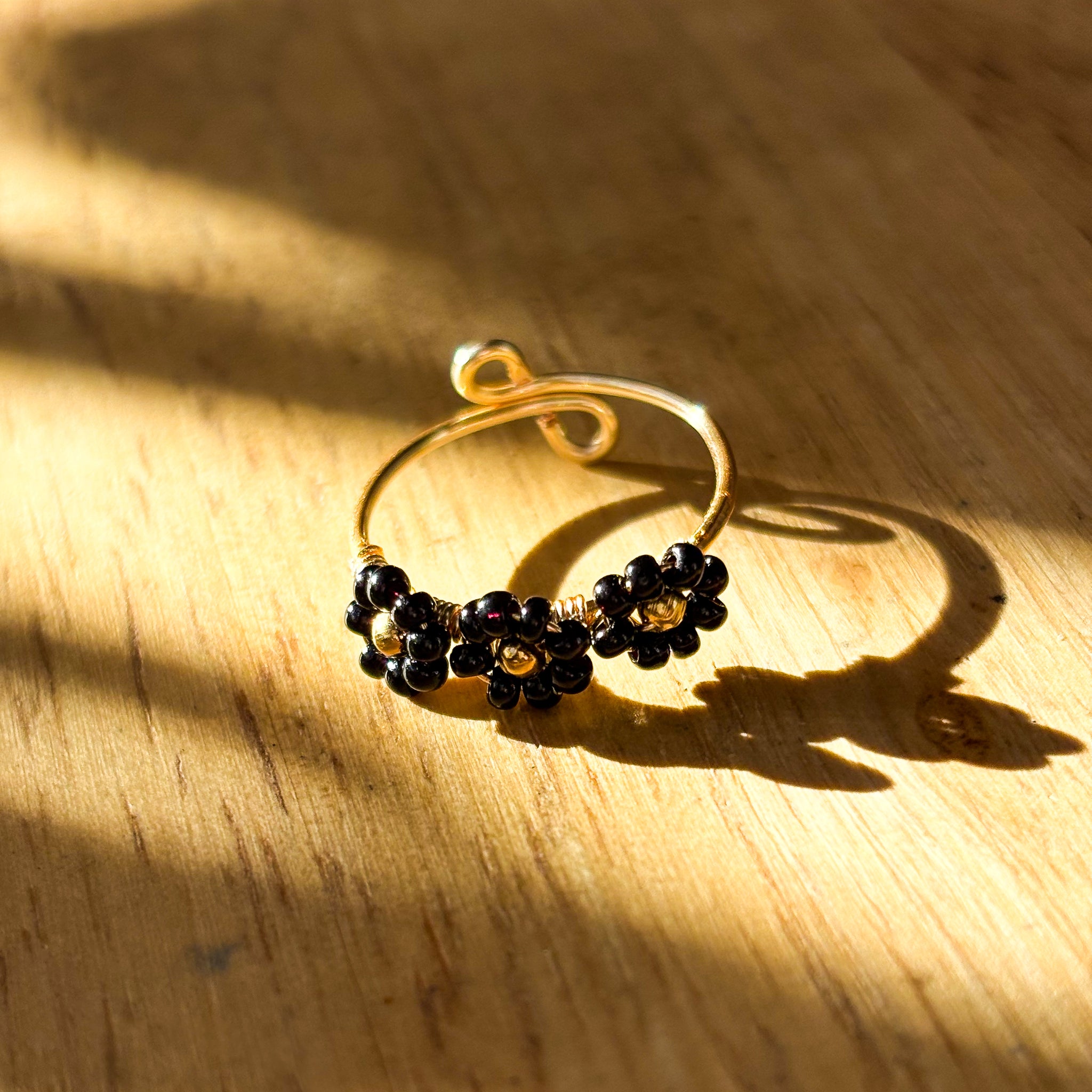 Anillo Flores Negras
