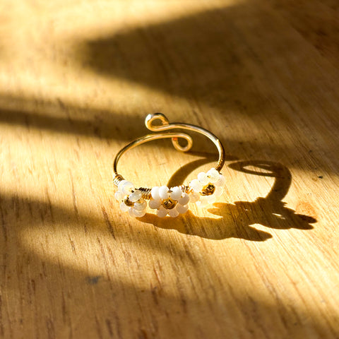 Anillo Flores Blanco y Perla